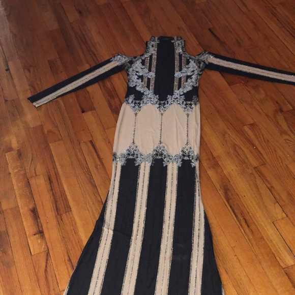 Prom Eye catcher Dress - Picture 2 of 7